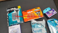 Lot Of Assorted Razors And Refill Cartridges 35Packs