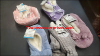 Shopify Auction Lot Of Womans Luxe Sherpa Footwear 42Pcs-888825-618835